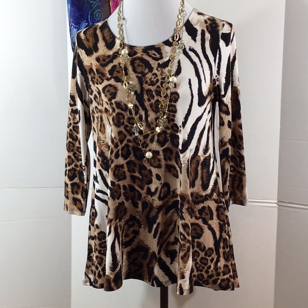 Chaus animal print knit tunic top S NWT
